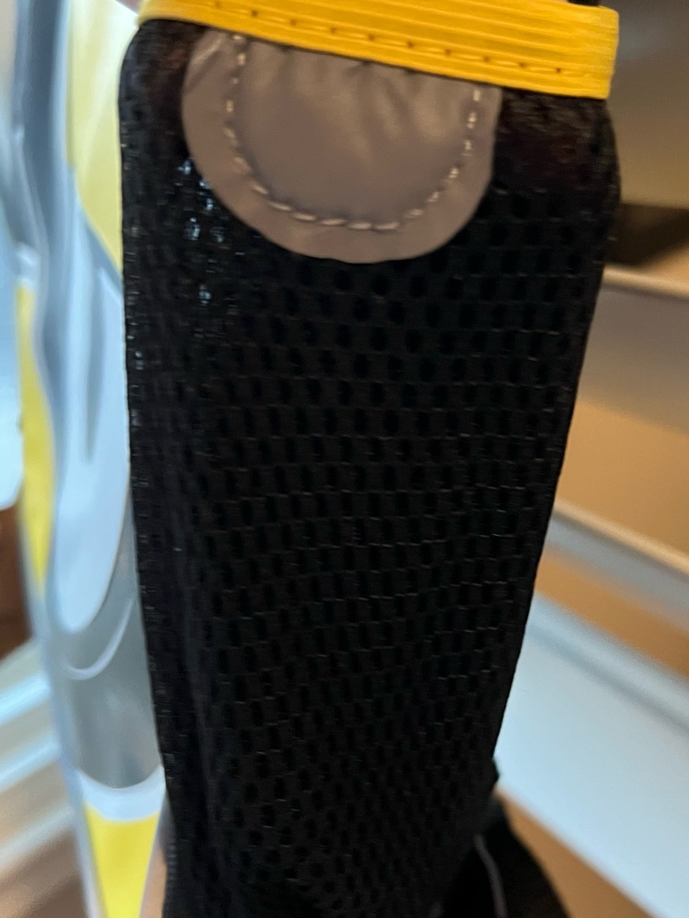 Universal Illumination Minions -The Rise of GRU Banana Black & Yellow Backpack - Picture 5 of 15